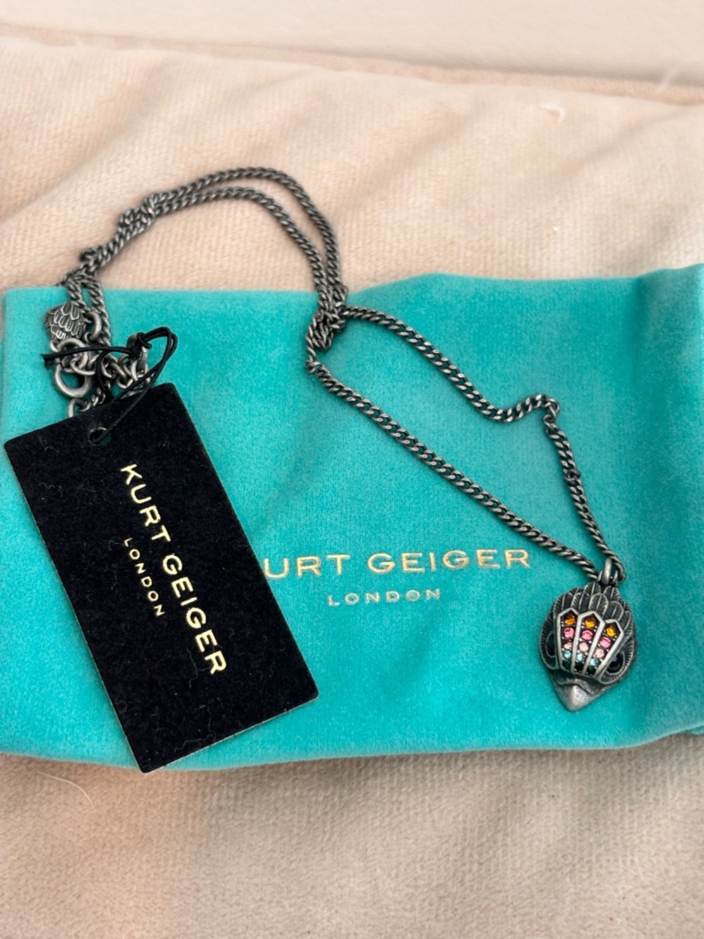 Kurt Geiger London Silver & Crystal Embellished Eagle Pendant Necklace NWT - Picture 4 of 7